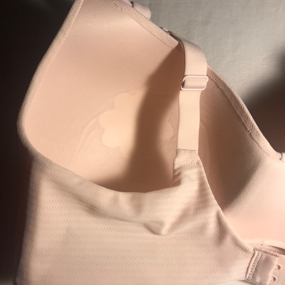 HANES ULTIMATE T-SHIRT SOFT WIREFREE MOLDED CUP CONVERTIBLE BRA SZ 36D NWT SOLD - Picture 2 of 8